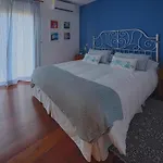 Aura Costa De Antigua