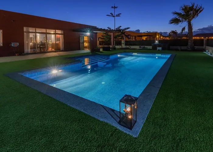 Aura Villa