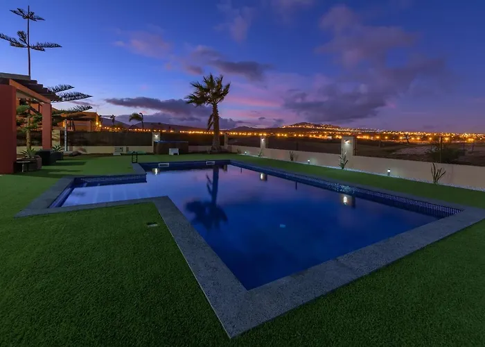 Aura Villa
