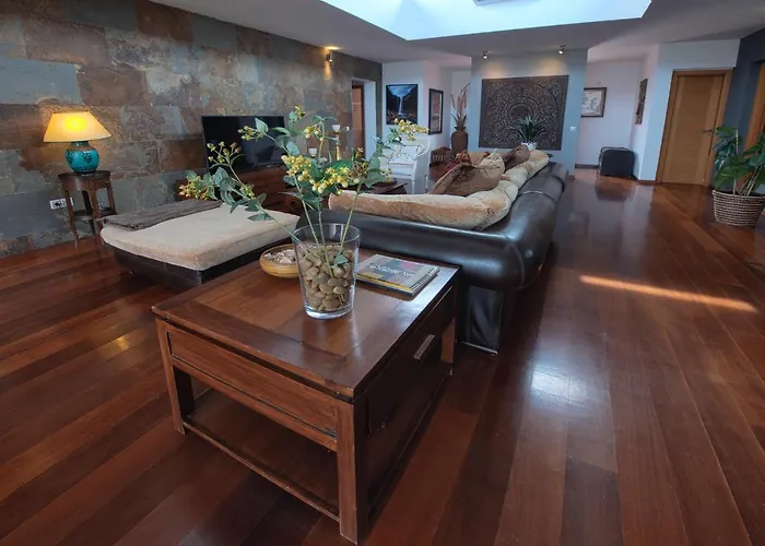 Aura Villa