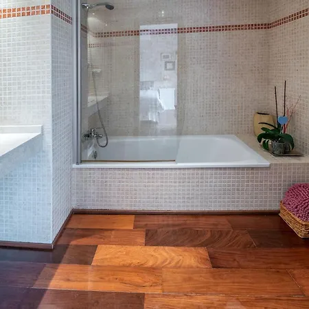 Aura Costa De Antigua